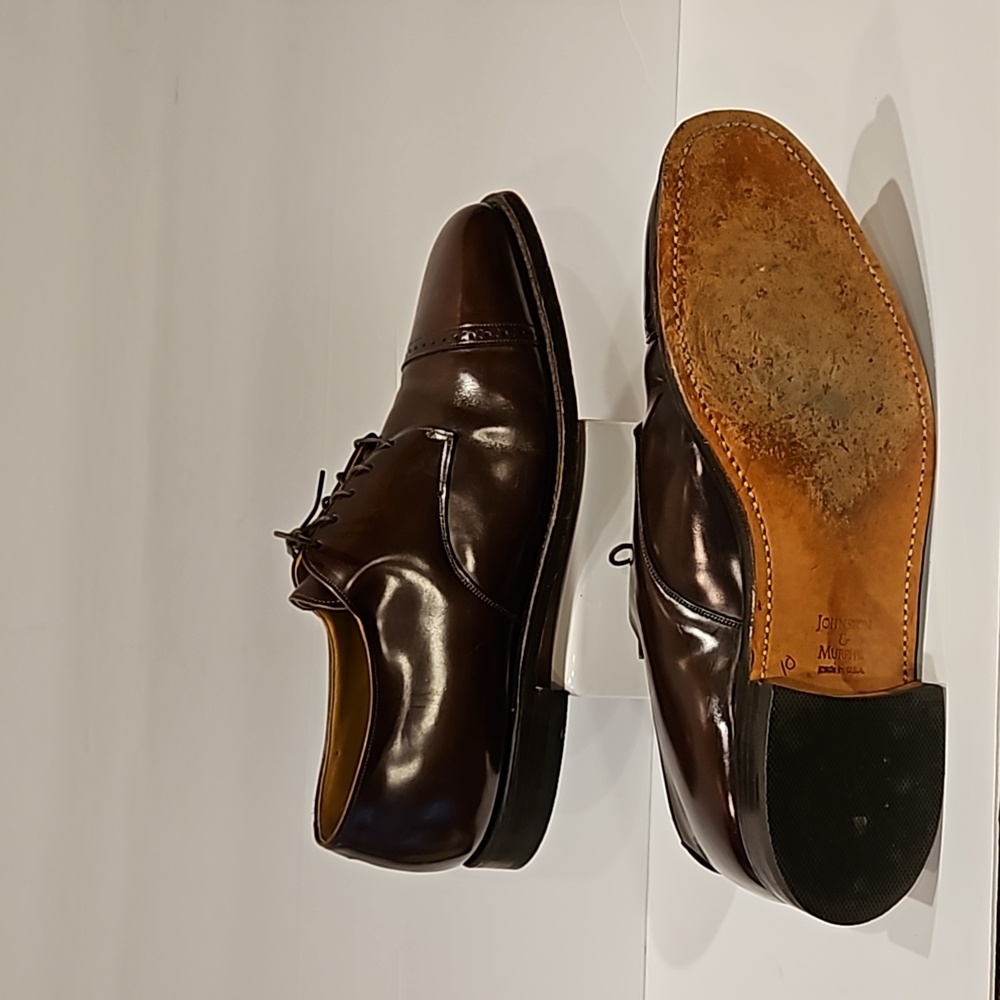 Johnston & Murphy Men’s Cap-Toe Oxfords in Dark Brown - Picture 6 of 11
